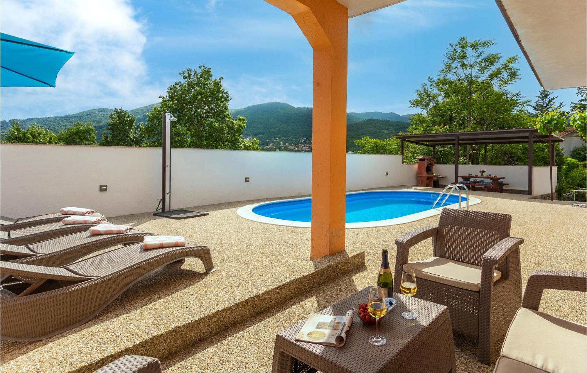 Stunning Apartment In Matulji Exterior foto